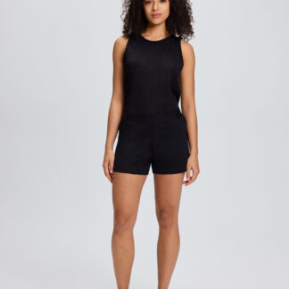 Lühikesed püksid Rukka Maakila