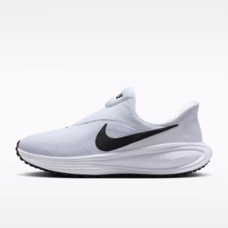 Nike Revolution 8 EasyOn Road Running