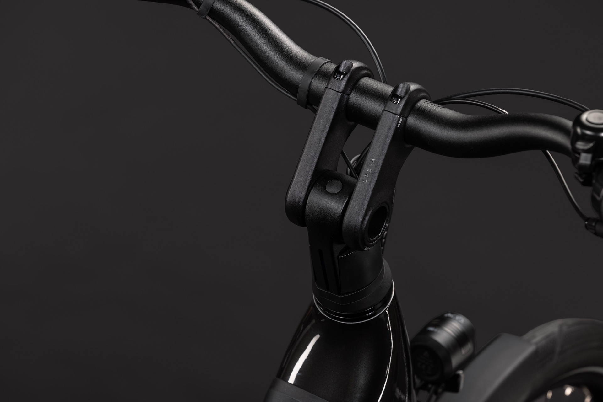 Cube Supreme Hybrid Comfort ONE 600 gunmetal´n´reflex - Image 6