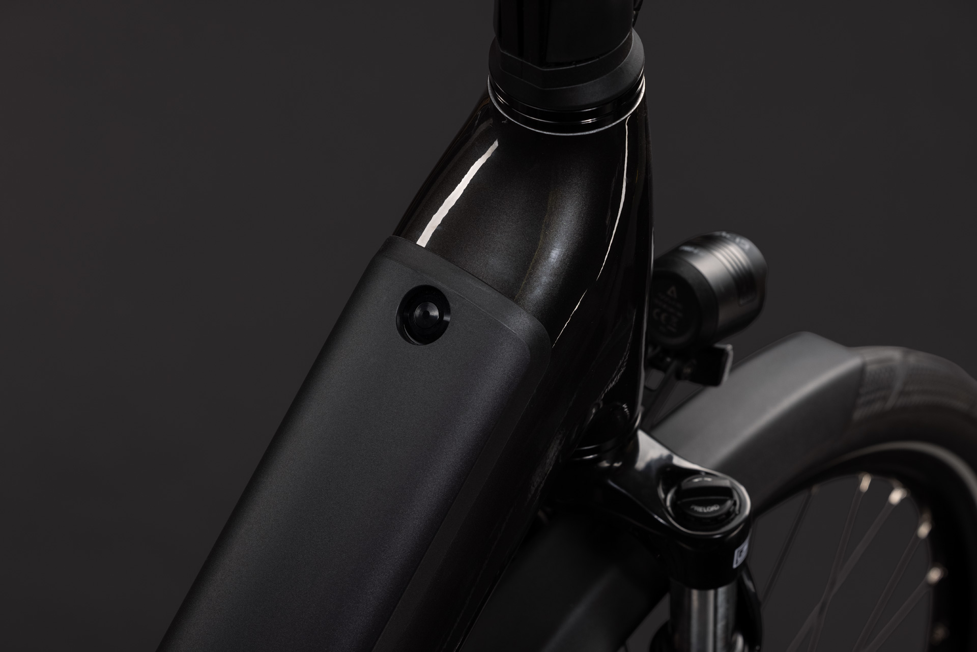 Cube Supreme Hybrid Comfort ONE 600 gunmetal´n´reflex - Image 5
